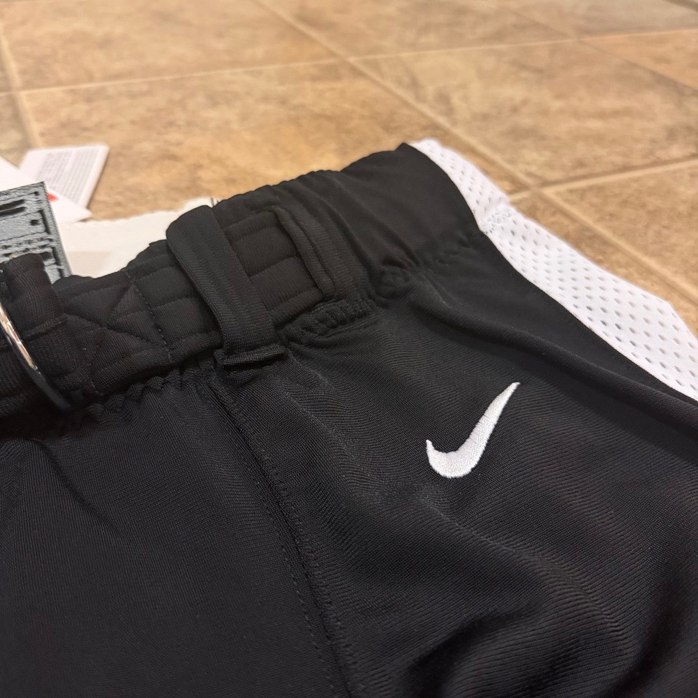 Nike Mens Team Engineered Football Pants Black White DV3978-012 Size L NEW - Picture 8 of 9